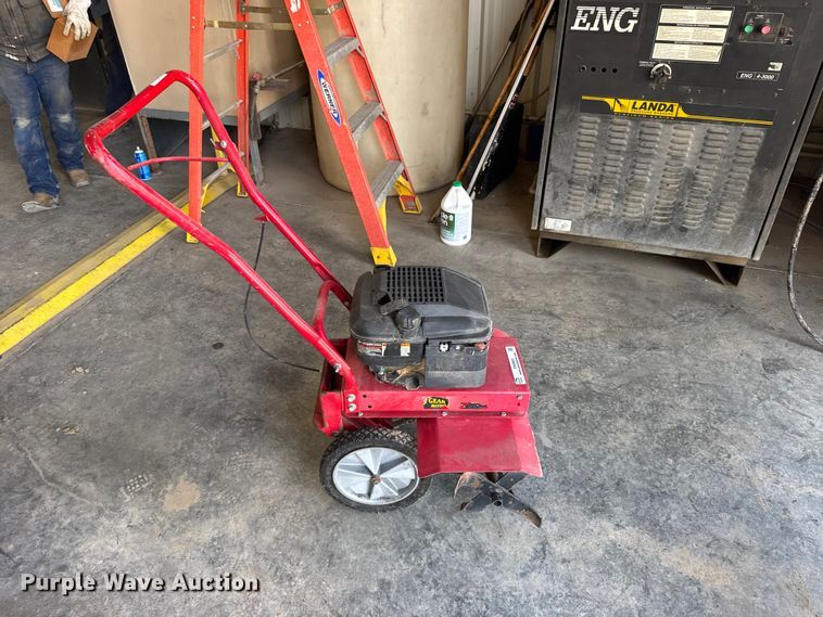 image for item EW4663 Earthquake Badger tiller