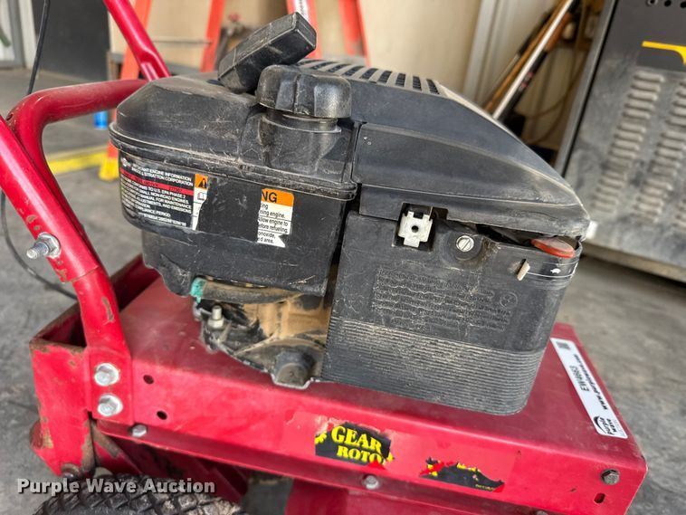 image for item EW4663 Earthquake Badger tiller