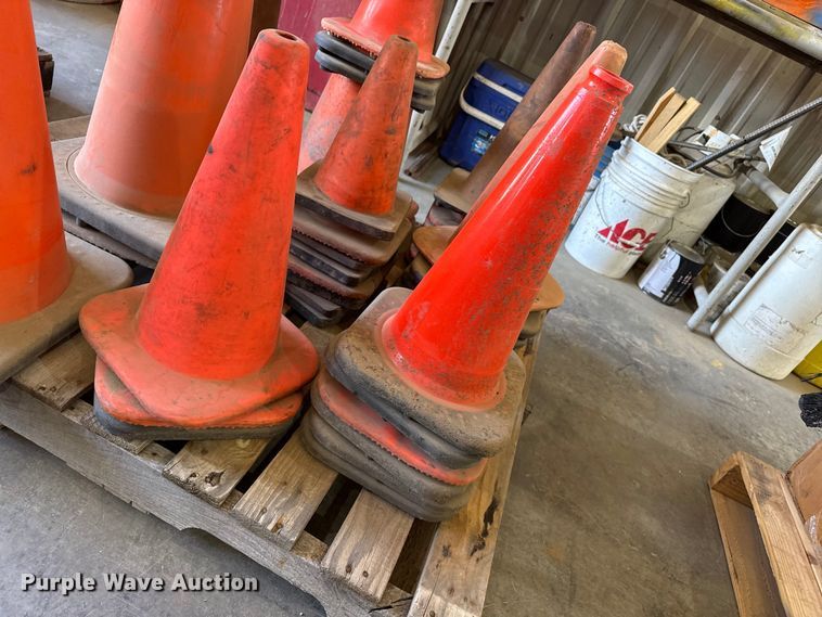 image for item EW4668 Road safety equipment