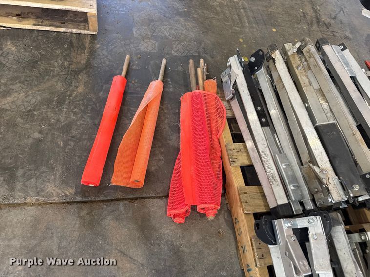 image for item EW4668 Road safety equipment