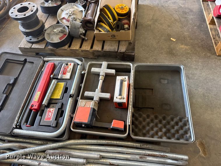 image for item EW4669 (2) Spy inspection equipment pipeline jeep meters