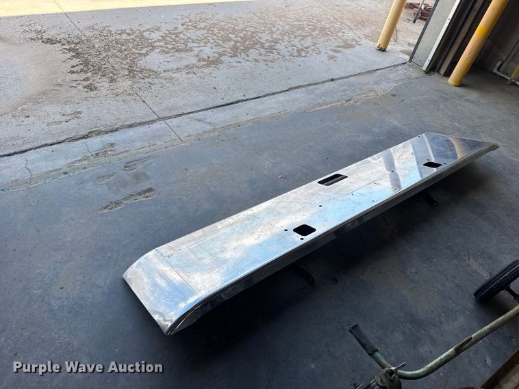 image for item EW4670 Truck parts