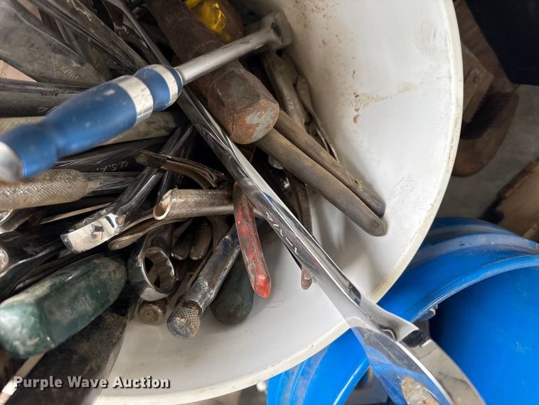 image for item EW4672 Hand tools