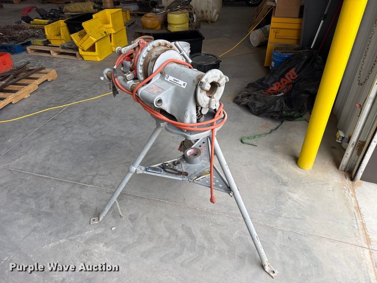 image for item EW4677 Ridgid 300 pipe threader