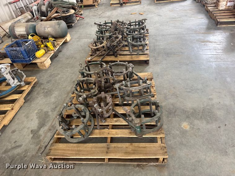 image for item EW4678 Pipe clamps