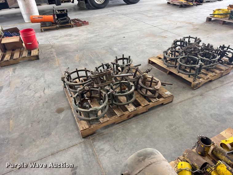 image for item EW4678 Pipe clamps