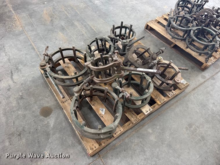 image for item EW4678 Pipe clamps