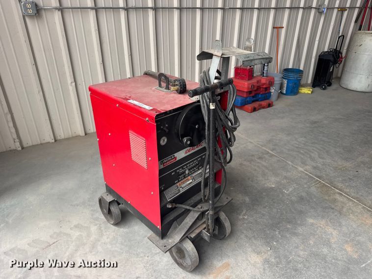 image for item EW4683 Lincoln Ideal arc 250 welder