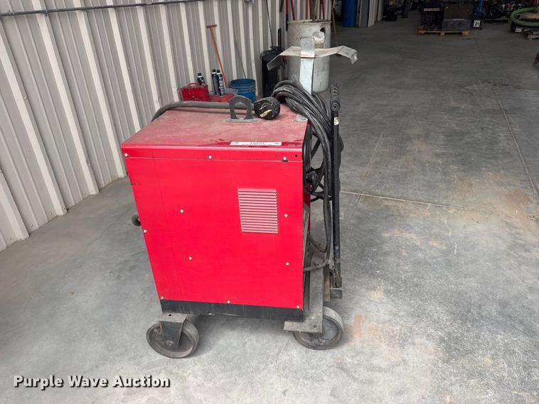 image for item EW4683 Lincoln Ideal arc 250 welder