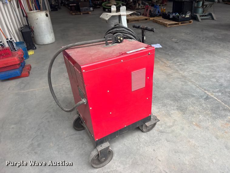 image for item EW4683 Lincoln Ideal arc 250 welder