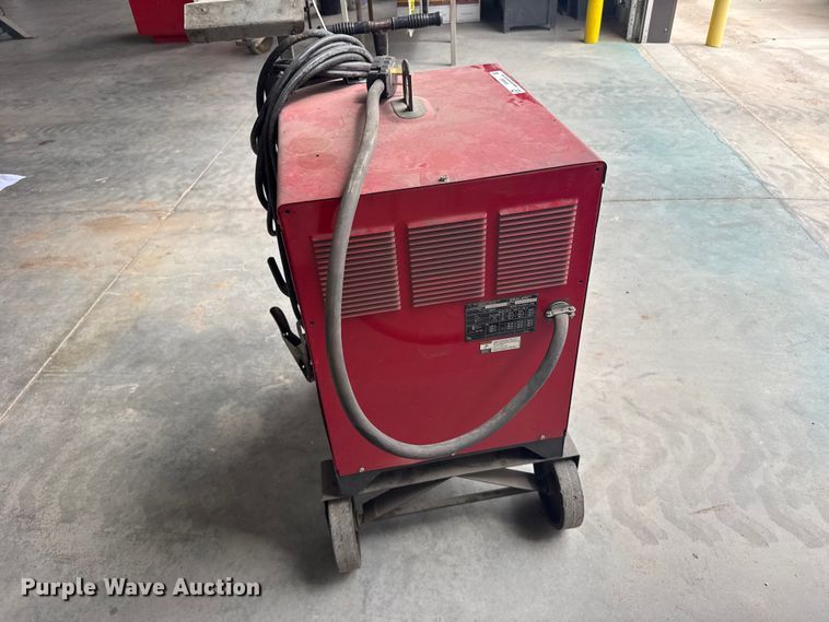 image for item EW4683 Lincoln Ideal arc 250 welder
