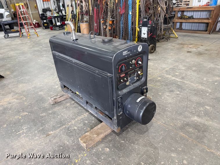 image for item EW4687 Lincoln Classic 300D welder