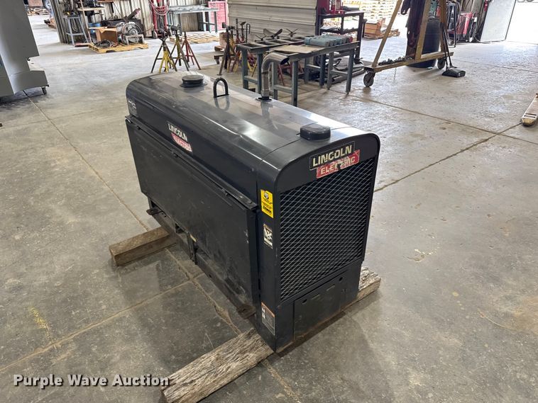 image for item EW4687 Lincoln Classic 300D welder