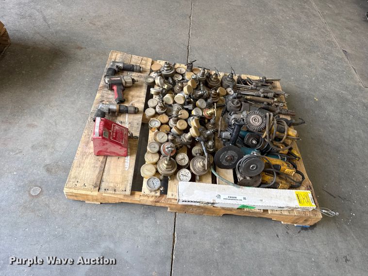 image for item EW4690 Tools