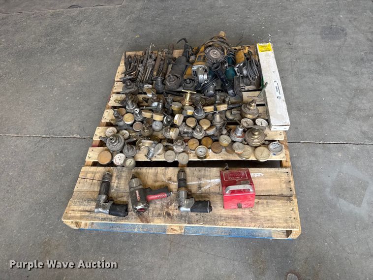 image for item EW4690 Tools