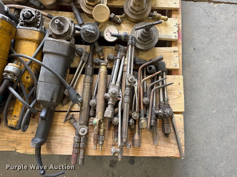 image for item EW4690 Tools