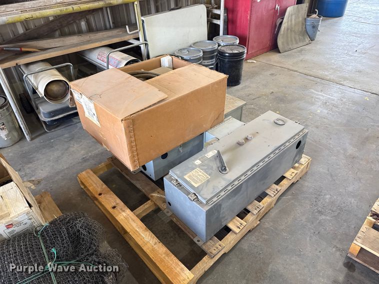 image for item EW4693 Electrical boxs