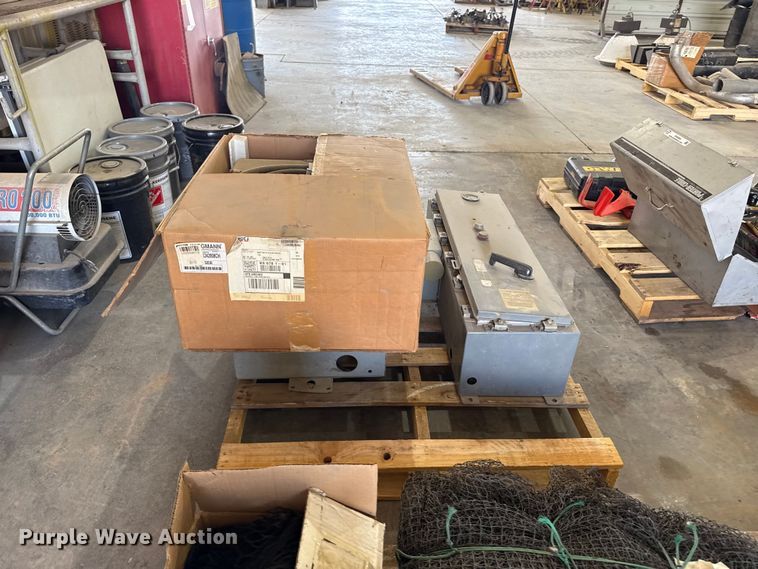 image for item EW4693 Electrical boxs