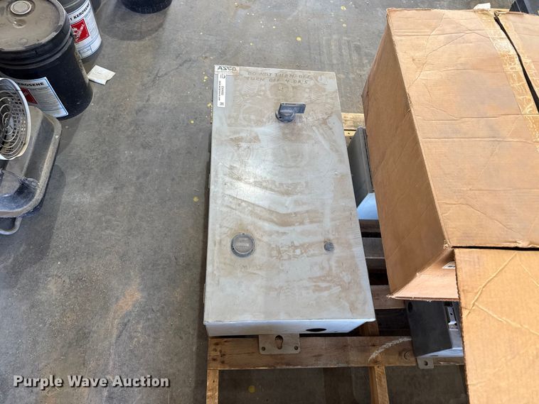 image for item EW4693 Electrical boxs