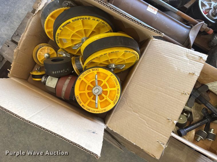 image for item EW4698 Pioneer Pipeline plugs