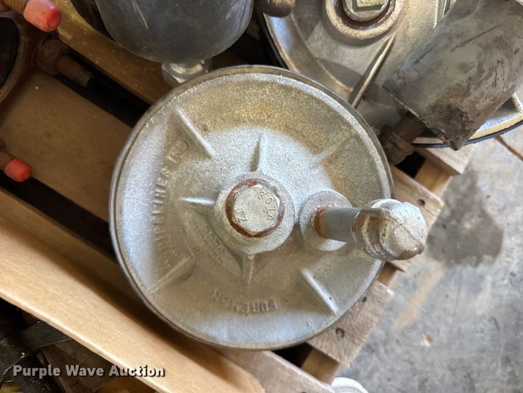 image for item EW4698 Pioneer Pipeline plugs