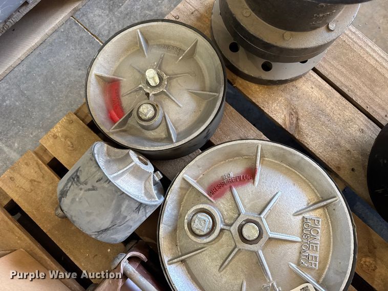 image for item EW4698 Pioneer Pipeline plugs