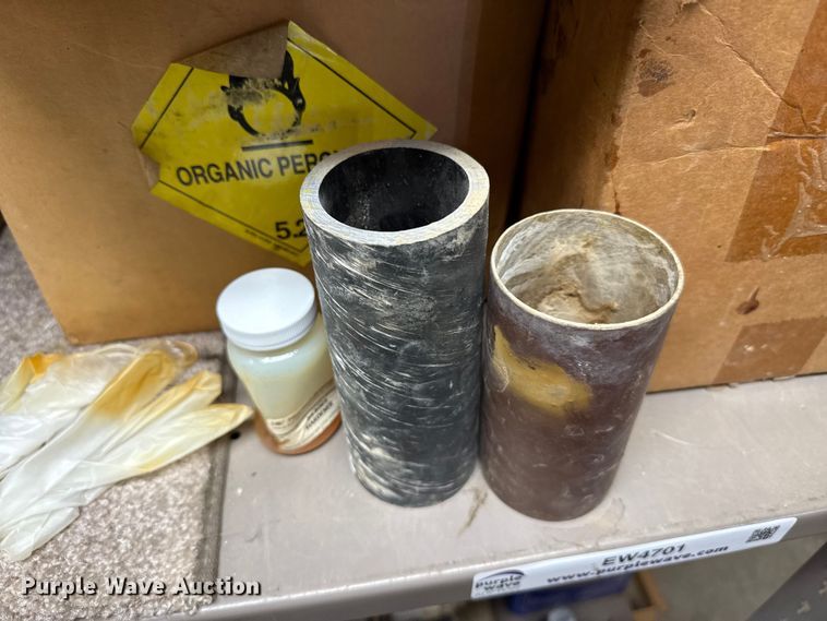 image for item EW4701 Fiberglass supplies