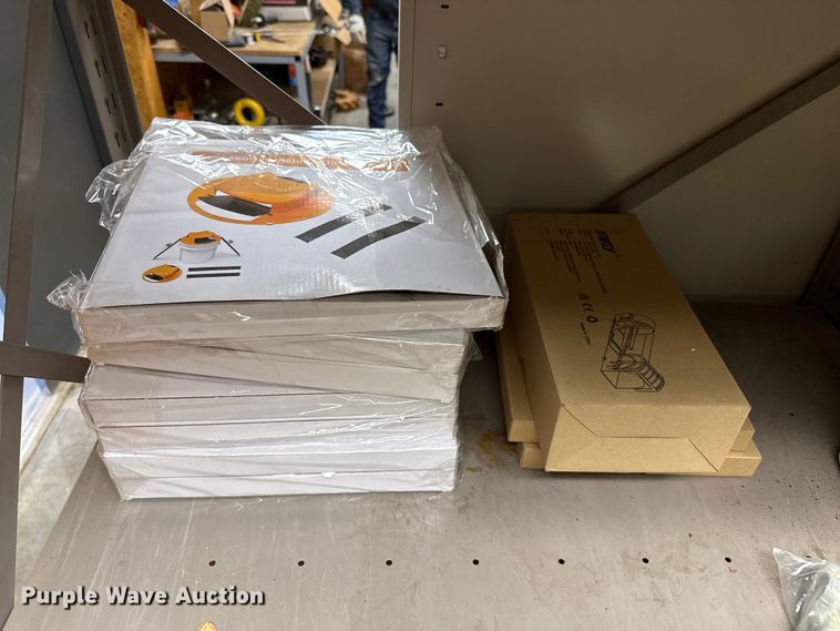 image for item EW4702 Automotive supplies