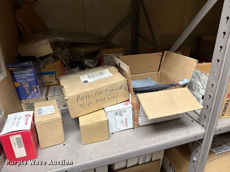 image for item EW4702 Automotive supplies