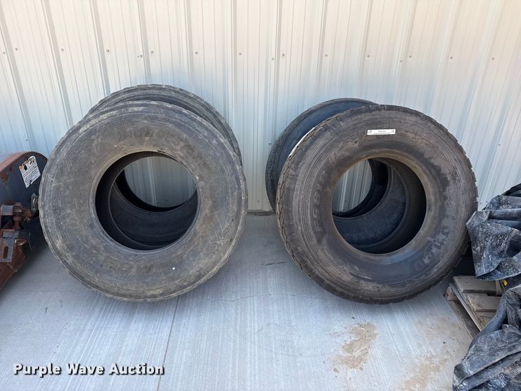 image for item EW4704 (4) tires