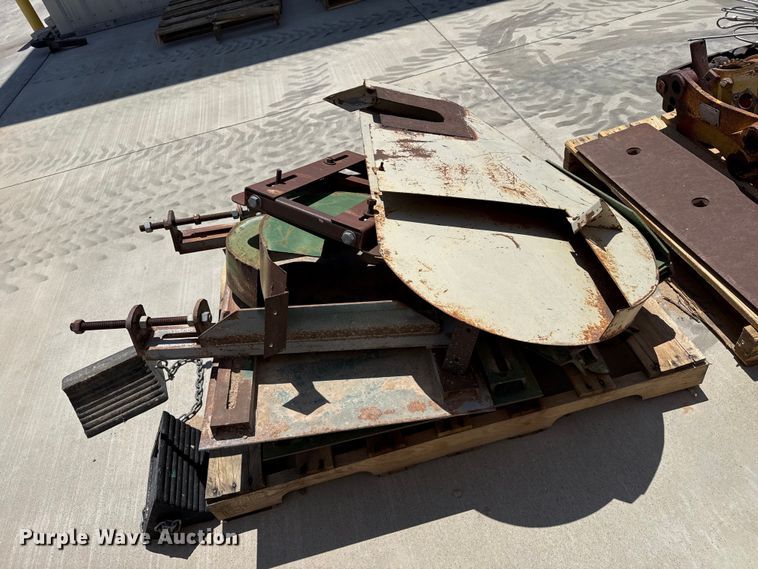 image for item EW4707 Oilfield equipment