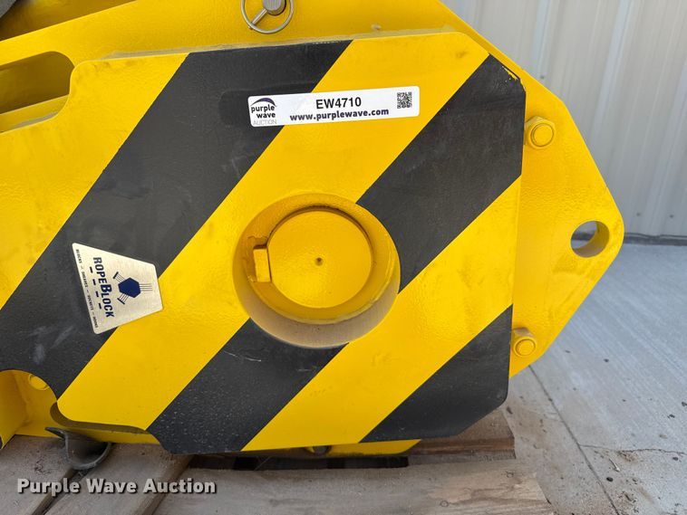 image for item EW4710 RopeBlock FRB-400-19-6-82-E crane block