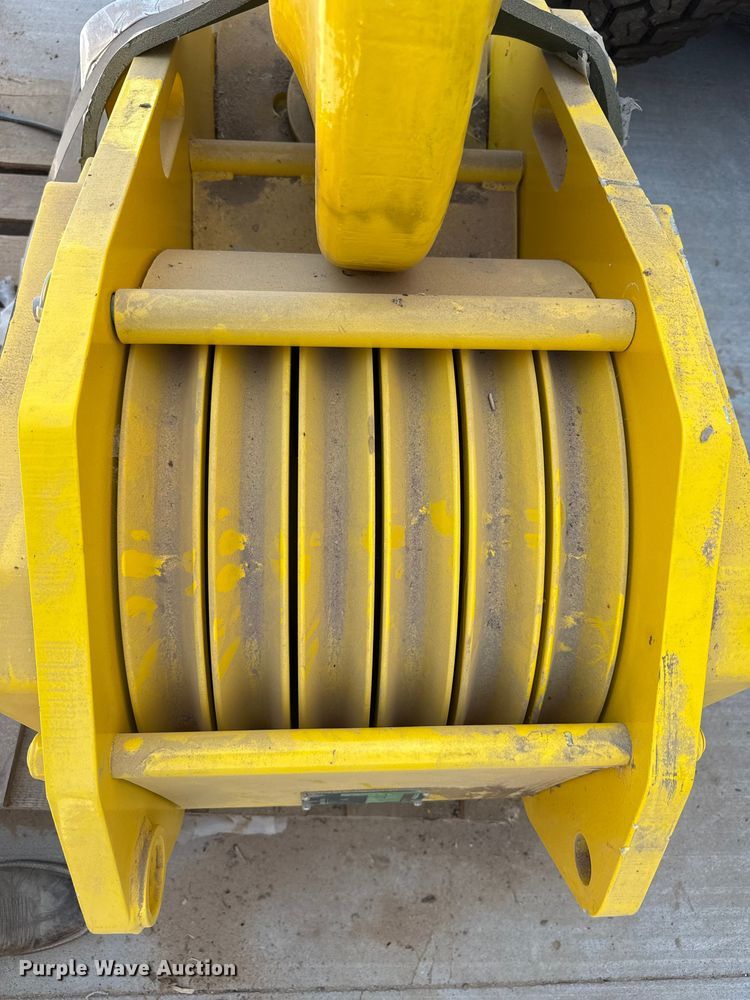 image for item EW4710 RopeBlock FRB-400-19-6-82-E crane block