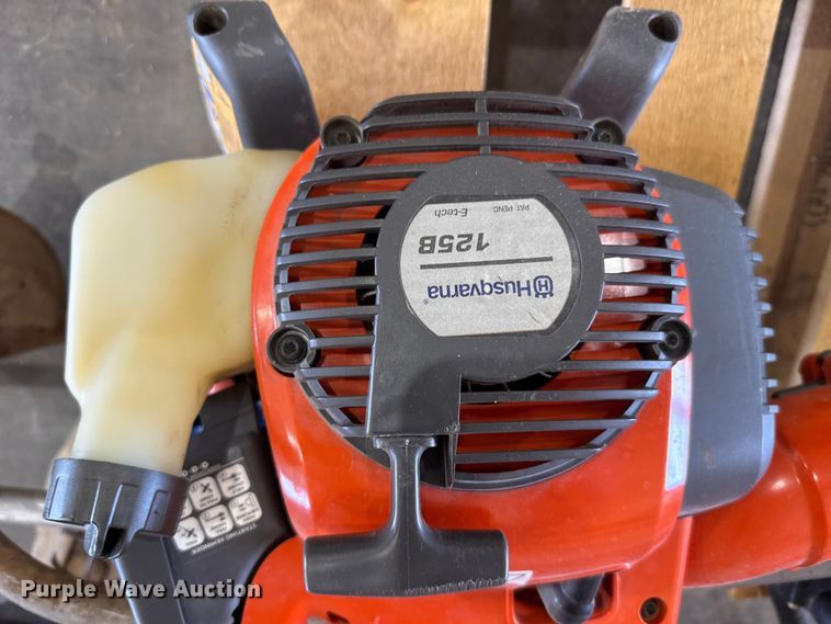 image for item EW4711 Lawn and garden equipment