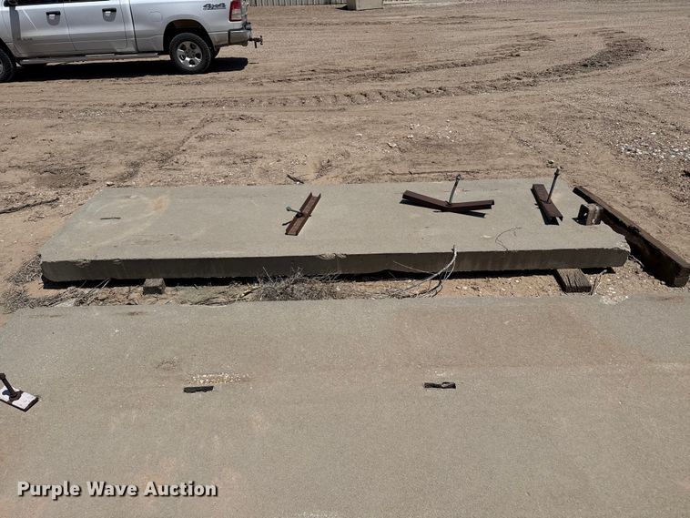 image for item EW4712 Concrete blocks