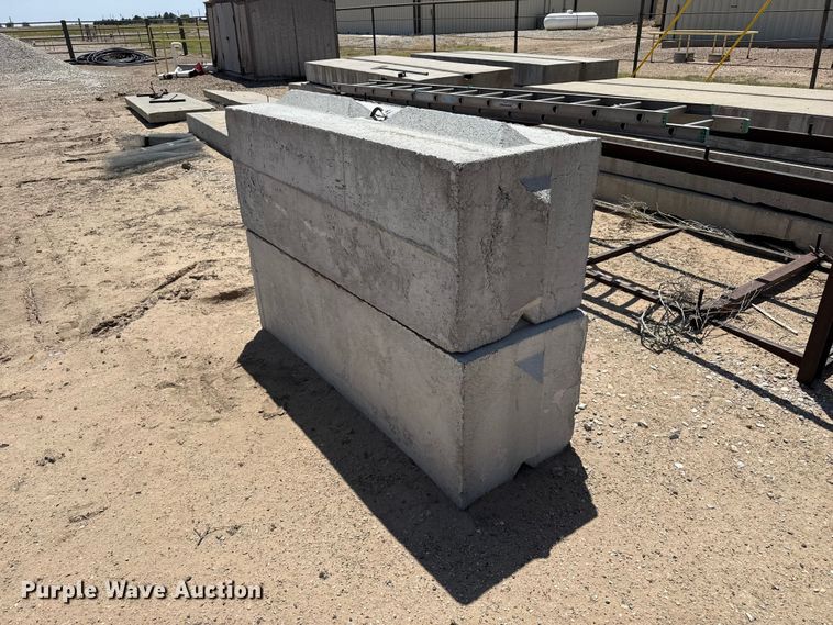 image for item EW4712 Concrete blocks