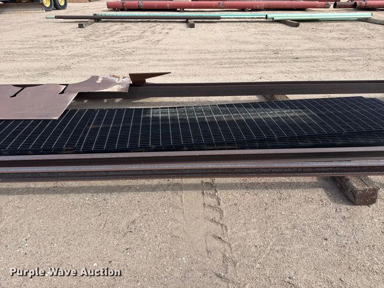 image for item FB6529 Metal building materials