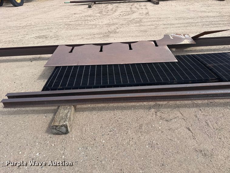 image for item FB6529 Metal building materials