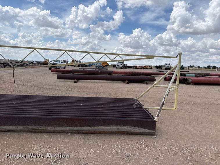 image for item FB6539 (3) cattle guards