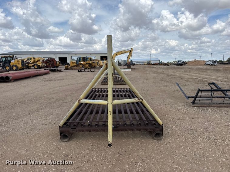 image for item FB6539 (3) cattle guards