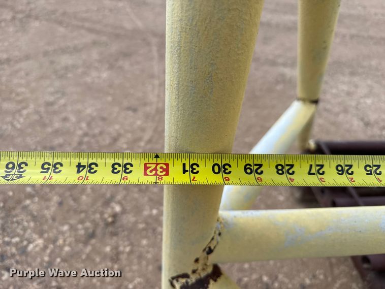 image for item FB6539 (3) cattle guards