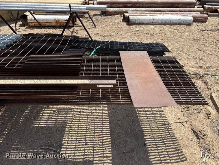 image for item FB6542 Metal building materials