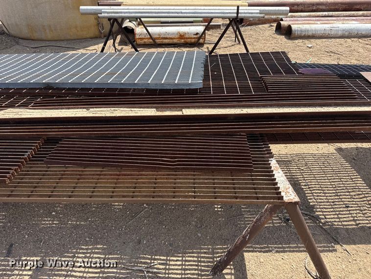 image for item FB6542 Metal building materials