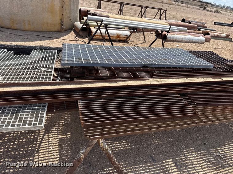 image for item FB6542 Metal building materials