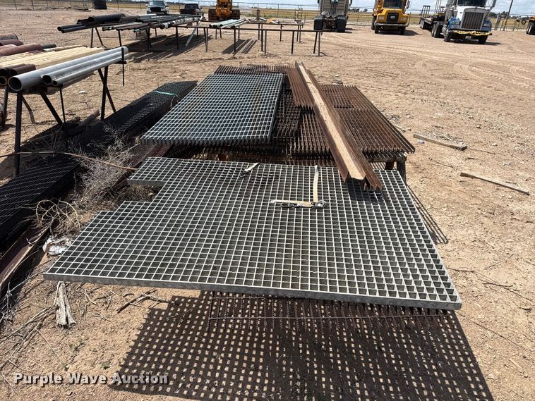 image for item FB6542 Metal building materials