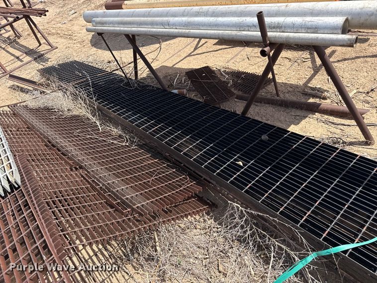 image for item FB6542 Metal building materials