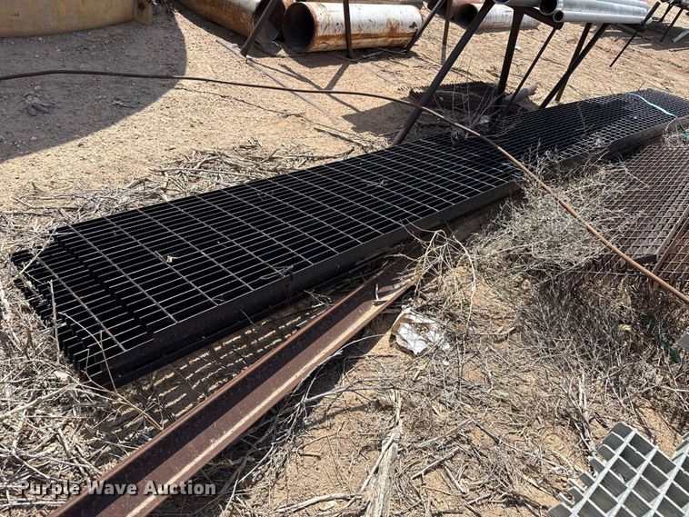 image for item FB6542 Metal building materials
