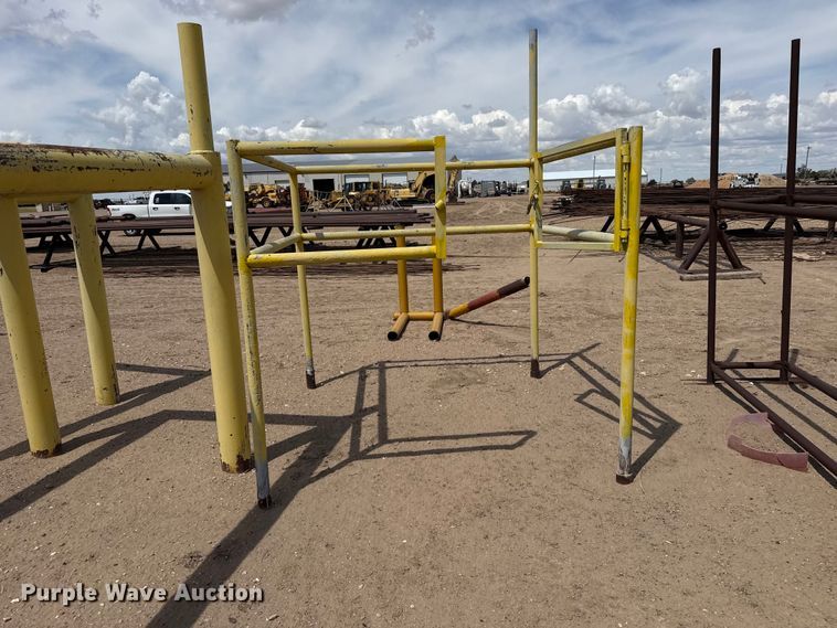 image for item FB6549 Gas meter cages