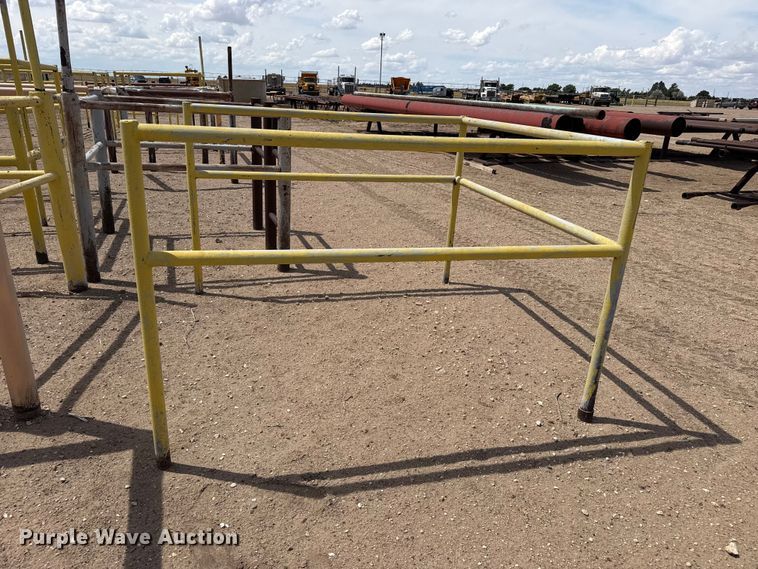 image for item FB6549 Gas meter cages