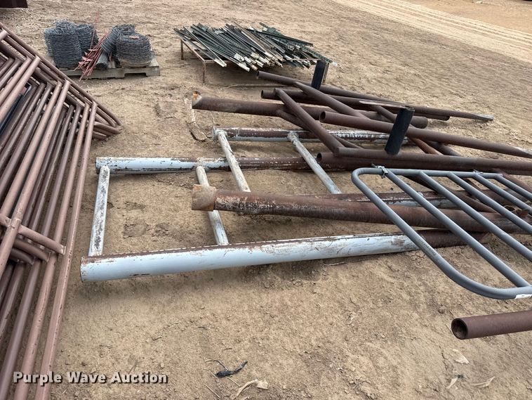 image for item FB6559 Fencing materials